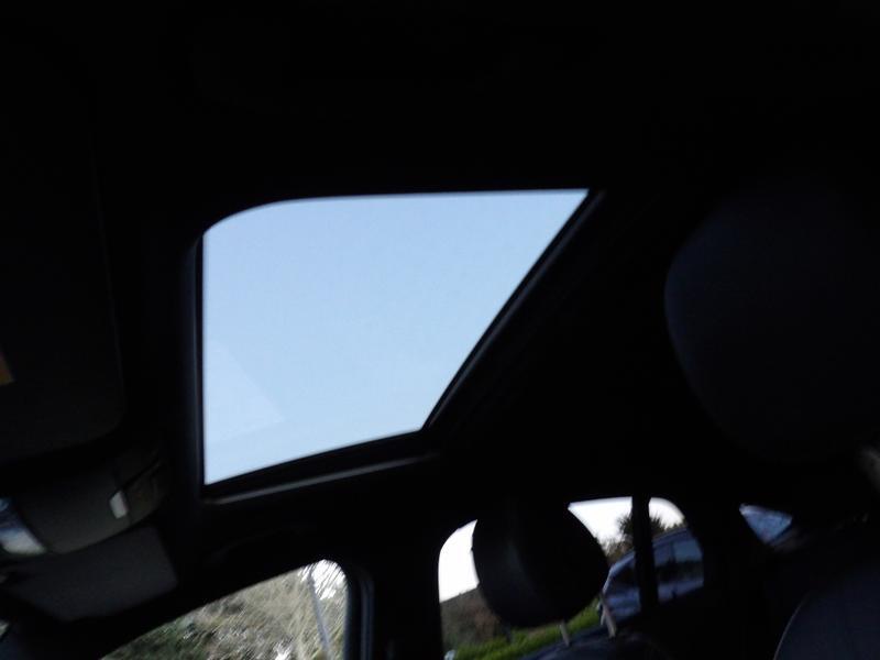 Used Mercedes-Benz GLC 2019 for sale - 77015700: Photo 2