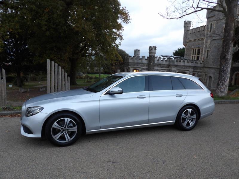 Used Mercedes-Benz E Class for sale - 76727427: Photo 2