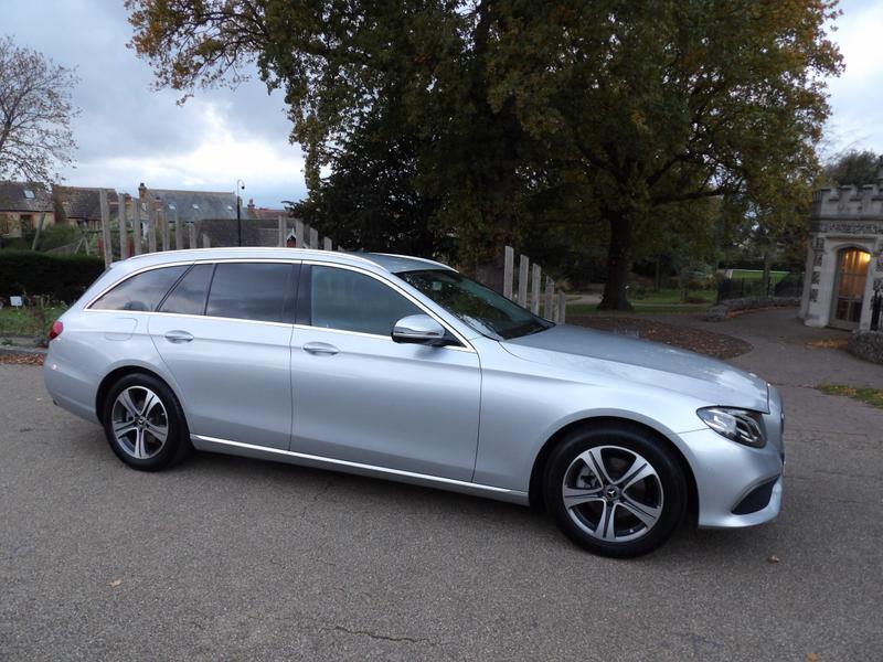 Used Mercedes-Benz E Class for sale - 76727427: Photo 8