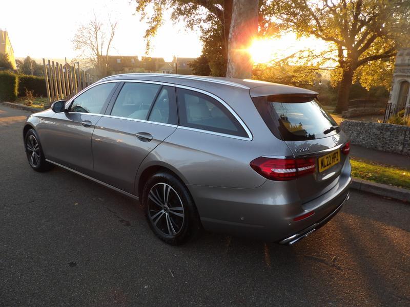 Used Mercedes-Benz E Class for sale - 76728044: Photo 12