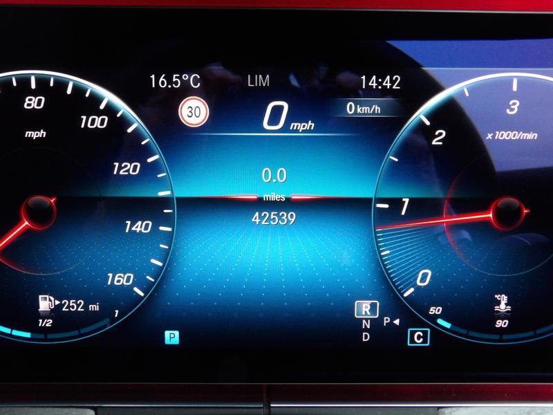 Used Mercedes-Benz E Class 2020 for sale - 76886232: Photo 24