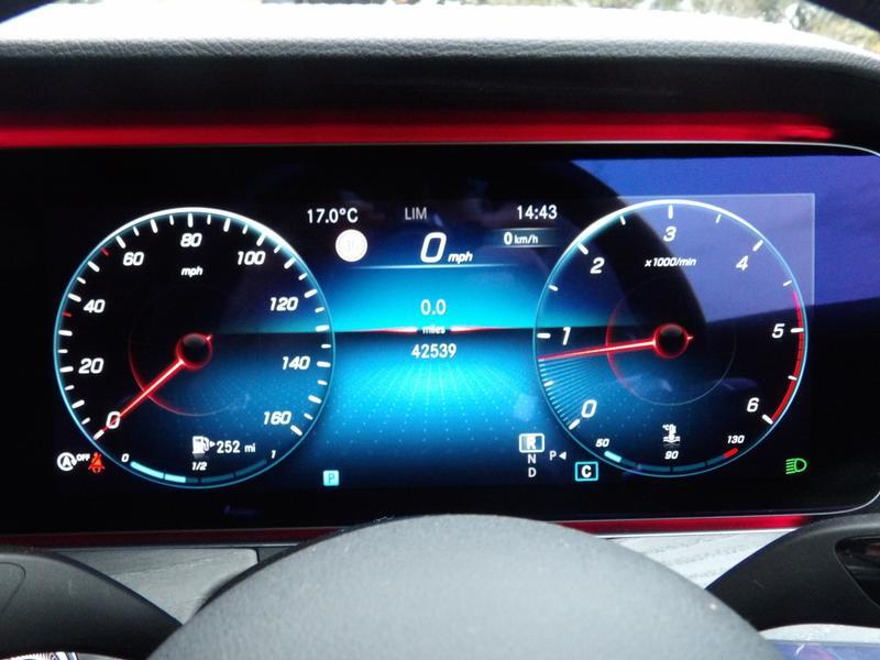 Used Mercedes-Benz E Class 2020 for sale - 76886232: Photo 28