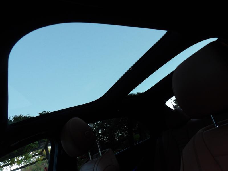 Used Mercedes-Benz E Class for sale - 76728946: Photo 2