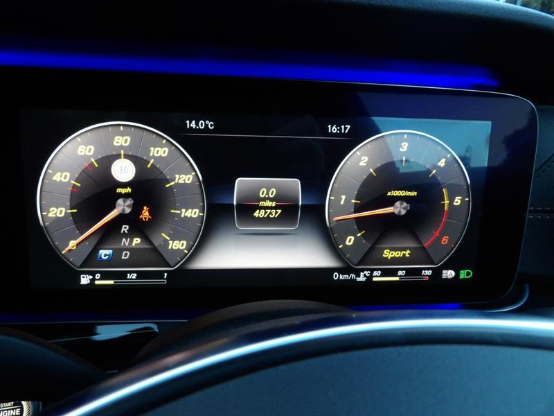 Used Mercedes-Benz E Class for sale - 76728946: Photo 28