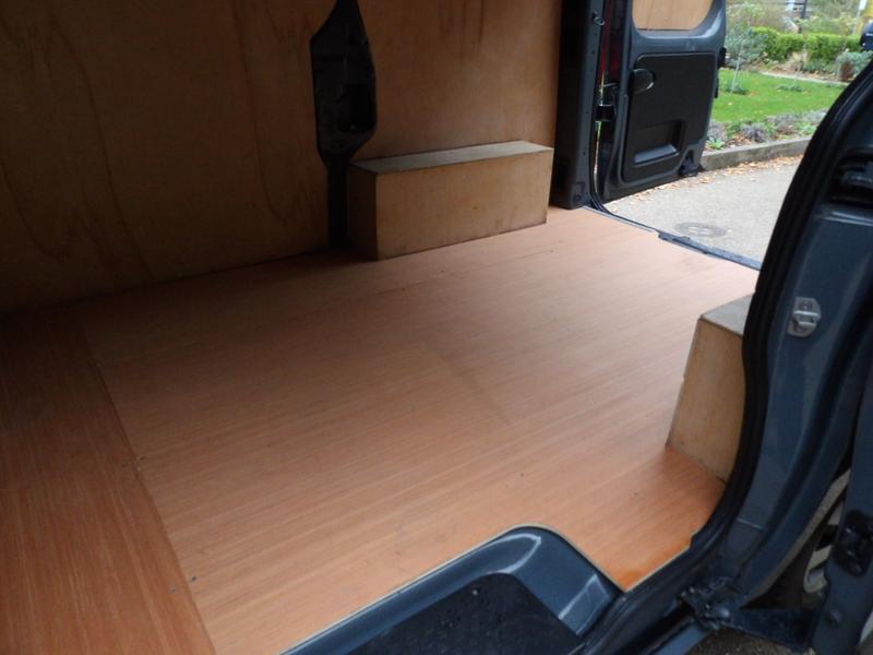 Used Renault Trafic for sale - 76728770: Photo 17