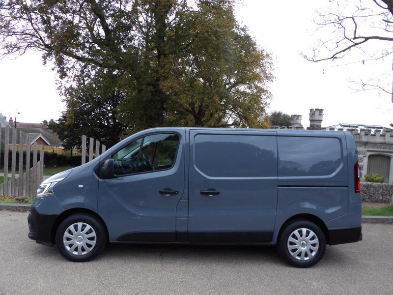 Used Renault Trafic for sale - 76728770: Photo 2