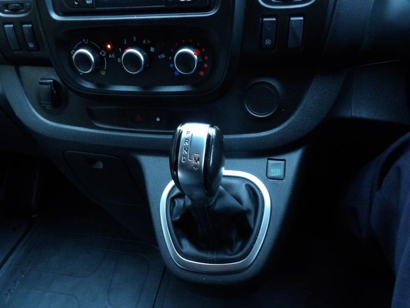 Used Renault Trafic for sale - 76728770: Photo 29