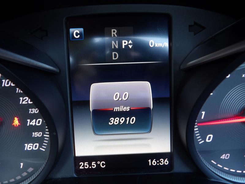 Used Mercedes-Benz C Class 2018 for sale - 76743274: Photo 26