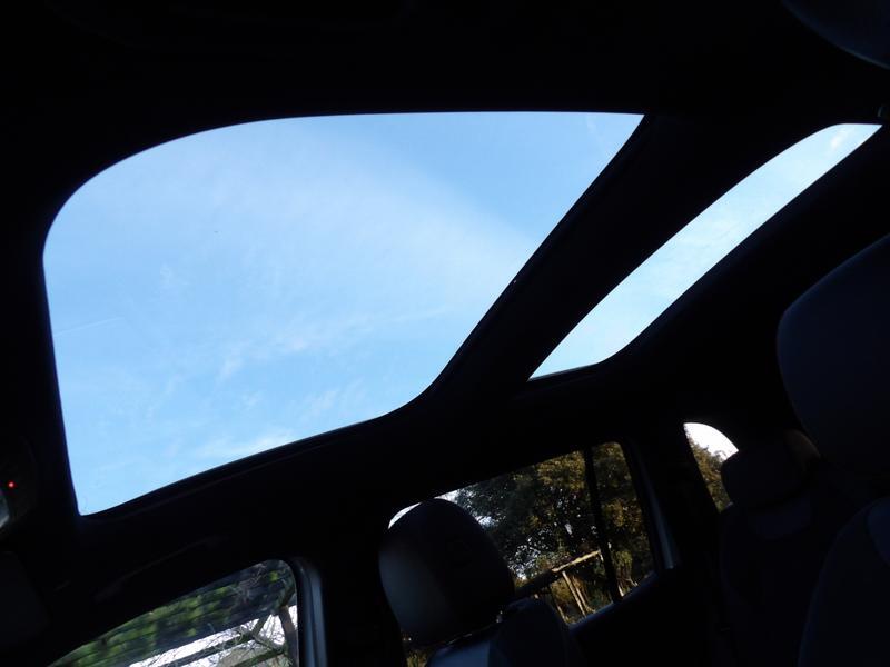 Used Mercedes-Benz GLB 2022 for sale - 77144519: Photo 2