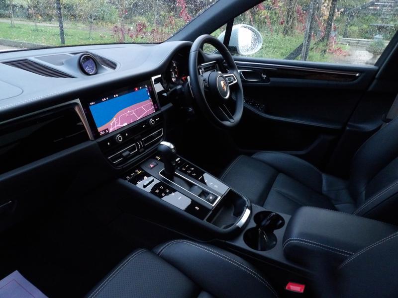 Used Porsche Macan 2023 for sale - 76802086: Photo 14