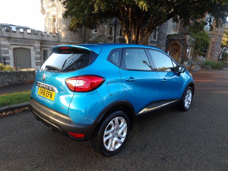 Used Renault Captur for sale - 76728908: Photo 10