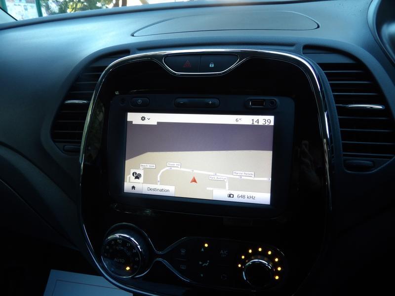 Used Renault Captur for sale - 76728908: Photo 11