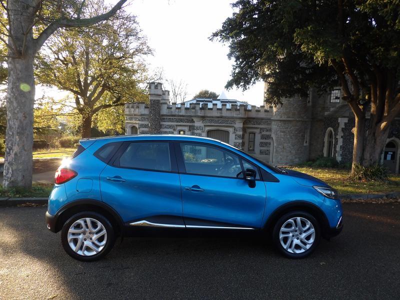 Used Renault Captur for sale - 76728908: Photo 7