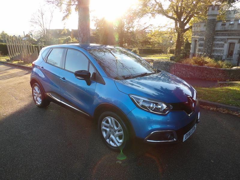 Used Renault Captur for sale - 76728908: Photo 8