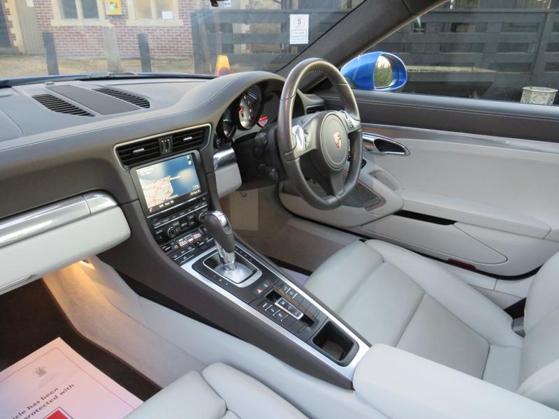 Used Porsche 911 for sale - 76728812: Photo 4