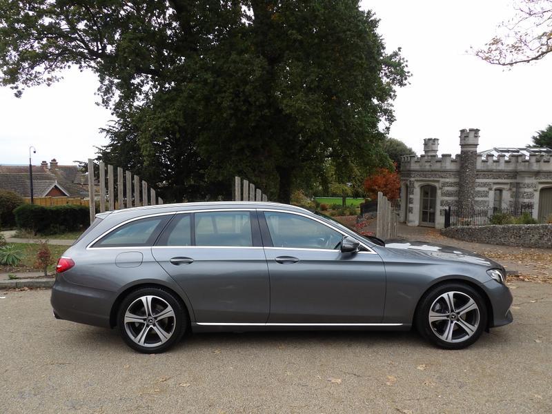 Used Mercedes-Benz E Class for sale - 76728632: Photo 9