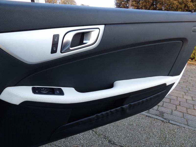 Used Mercedes-Benz SLK 2014 for sale - 77144233: Photo 8