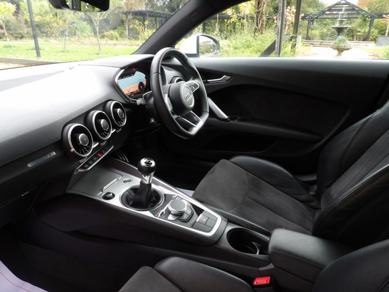 Used Audi TT 2017 for sale - 76886670: Photo 15