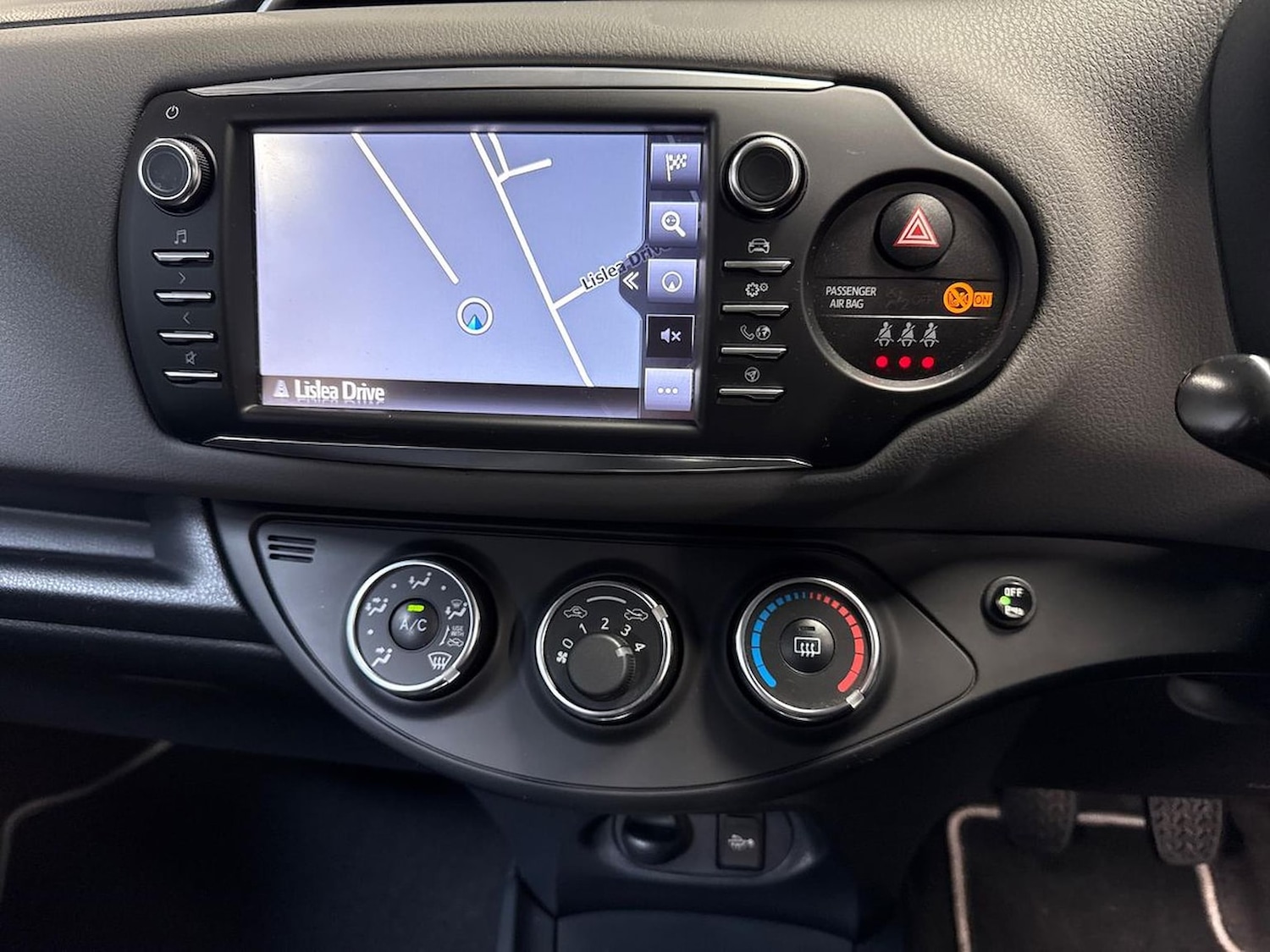 Used Toyota Yaris 2018 for sale - 76583244: Photo 11