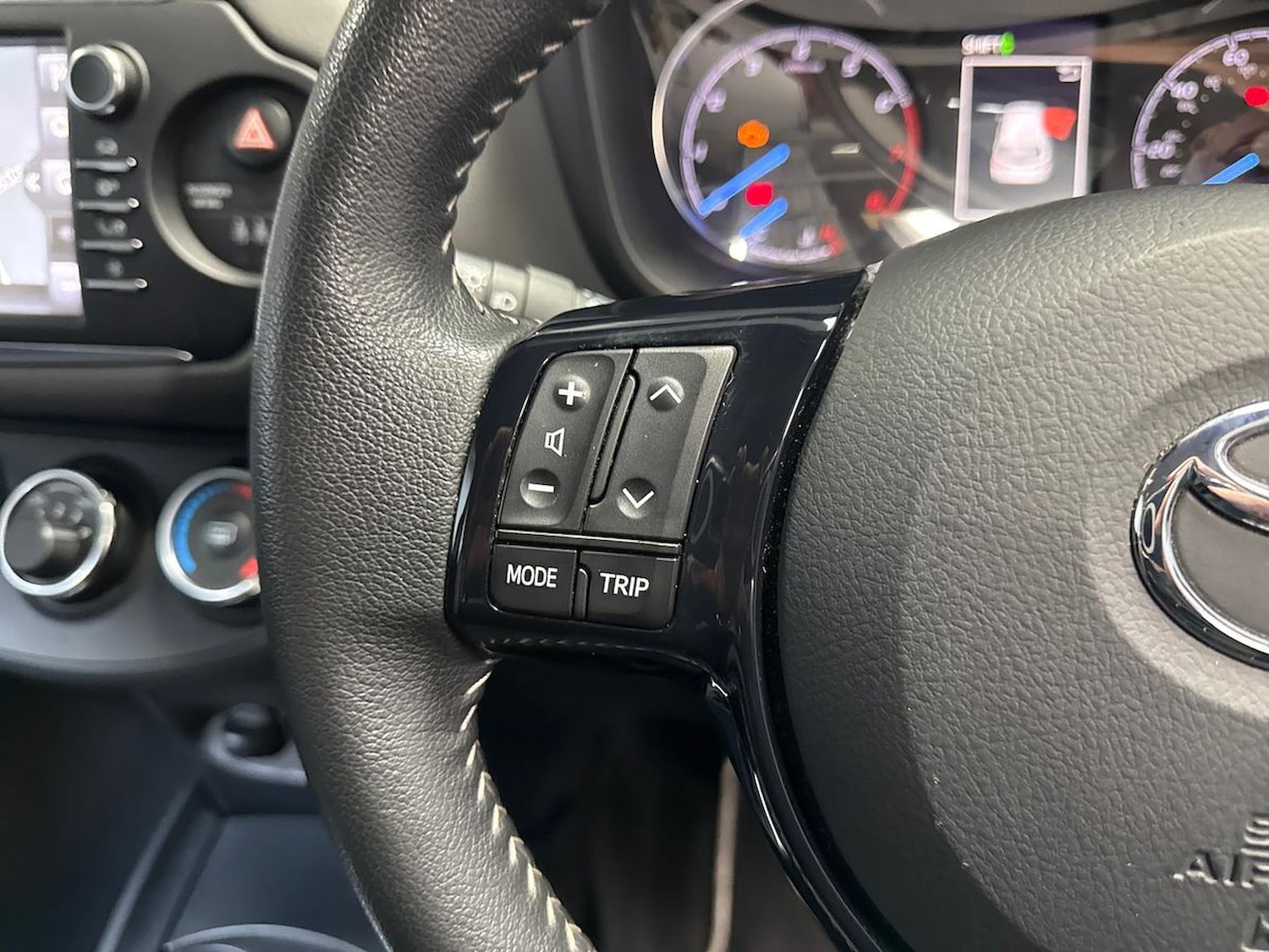 Used Toyota Yaris 2018 for sale - 76583244: Photo 24