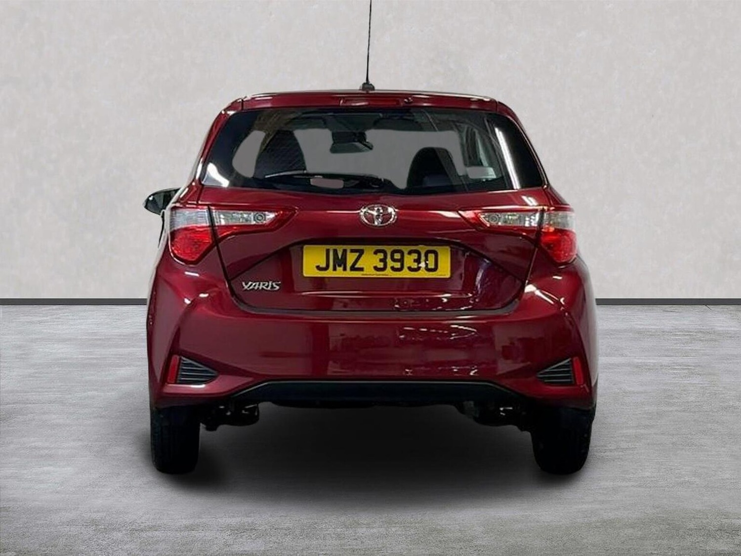 Used Toyota Yaris 2018 for sale - 76583244: Photo 4