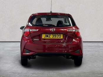 Used Toyota Yaris 2018 for sale - 76583244: Photo