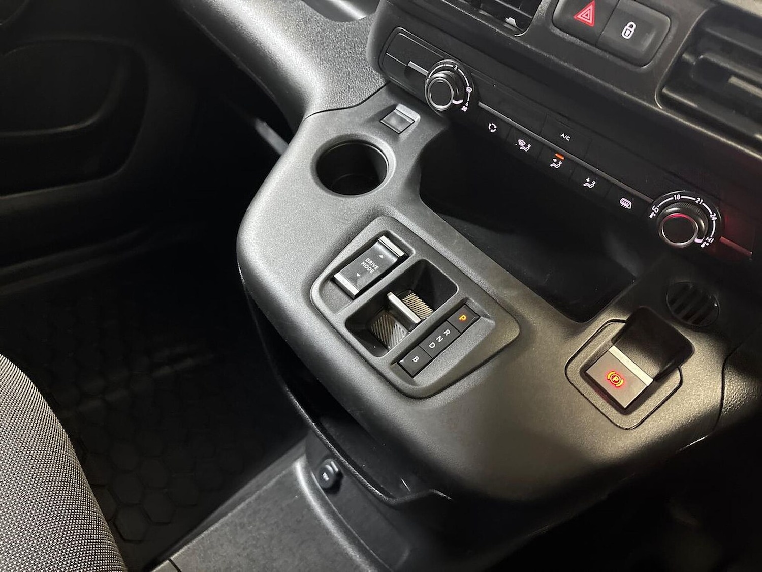 Used Toyota ProAce 2022 for sale - 76329956: Photo 13