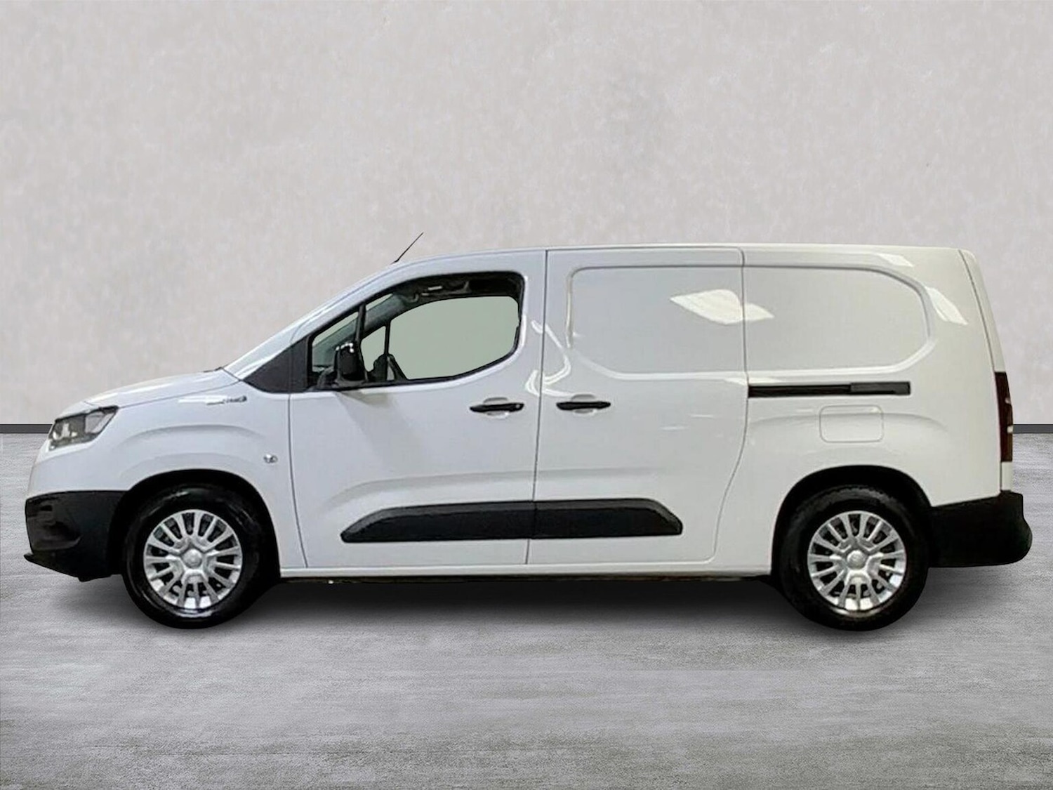 Used Toyota ProAce 2022 for sale - 76329956: Photo 19