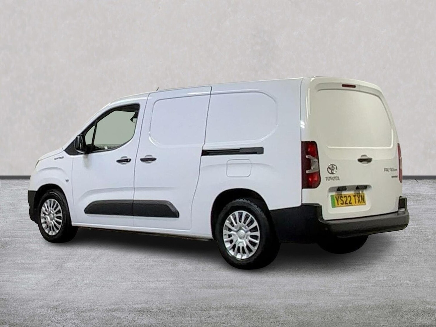 Used Toyota ProAce 2022 for sale - 76329956: Photo 2