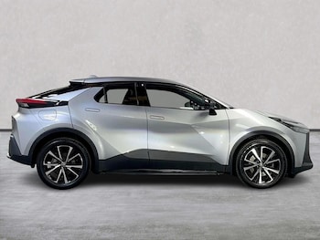 Used Toyota C-HR 2024 for sale - 75490227: Photo
