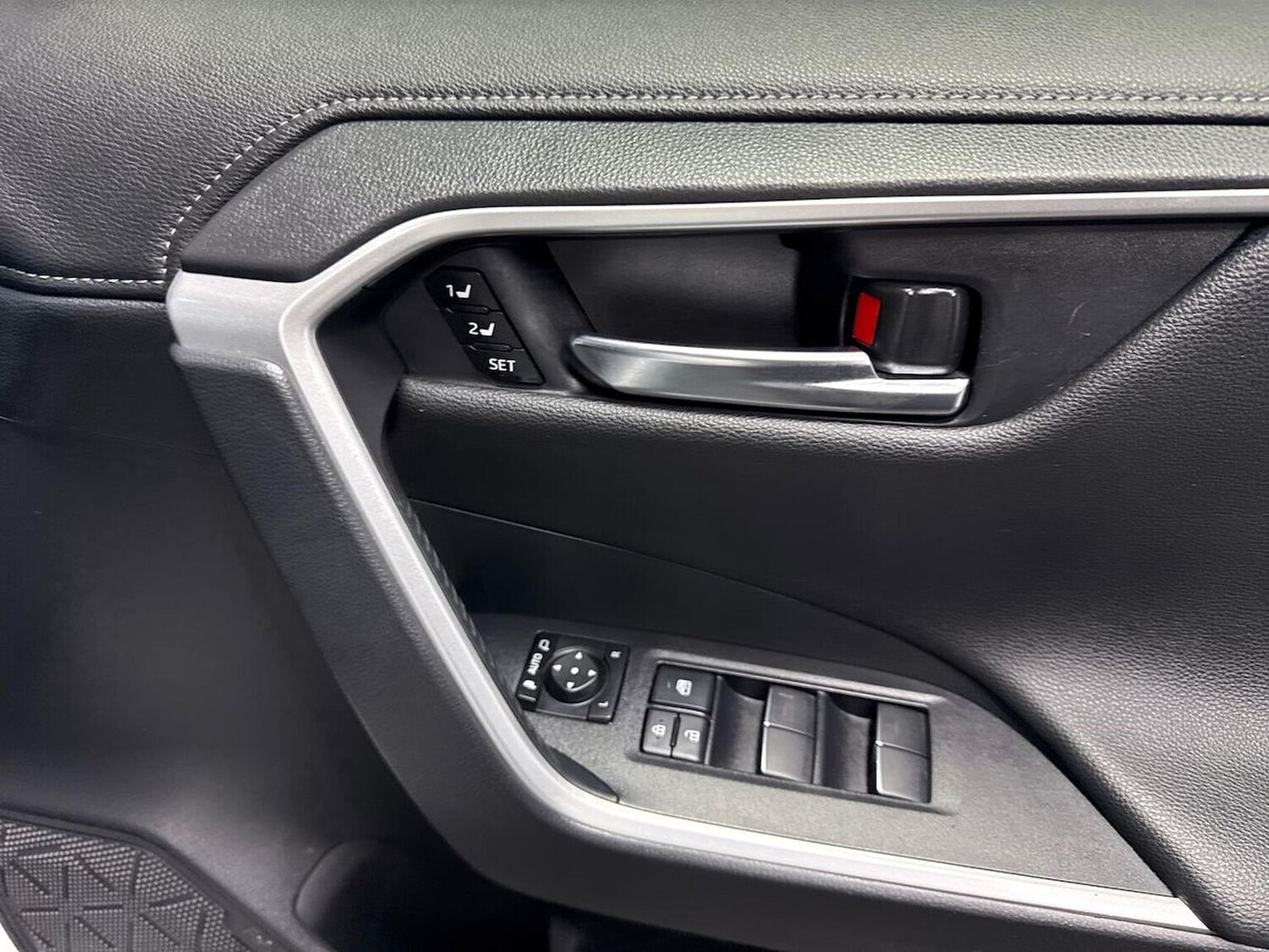 Used Toyota RAV4 2022 for sale - 77488538: Photo 21