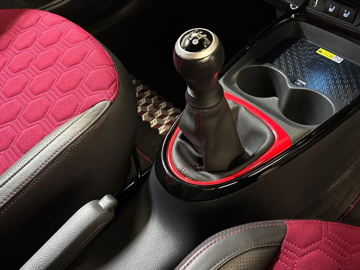 Used Toyota Aygo X 2024 for sale - 76324528: Photo 13