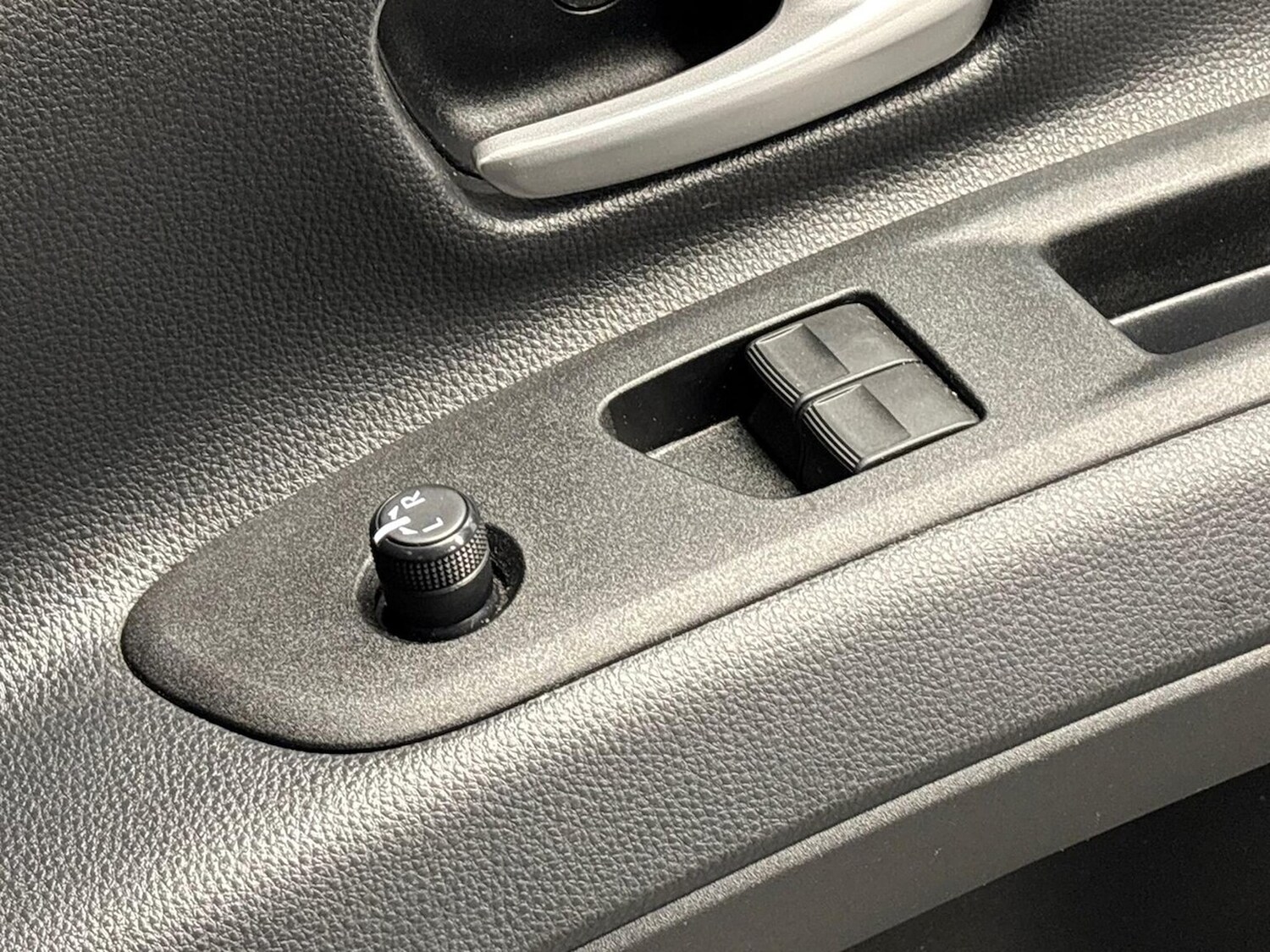 Used Toyota Aygo X 2024 for sale - 76324528: Photo 21