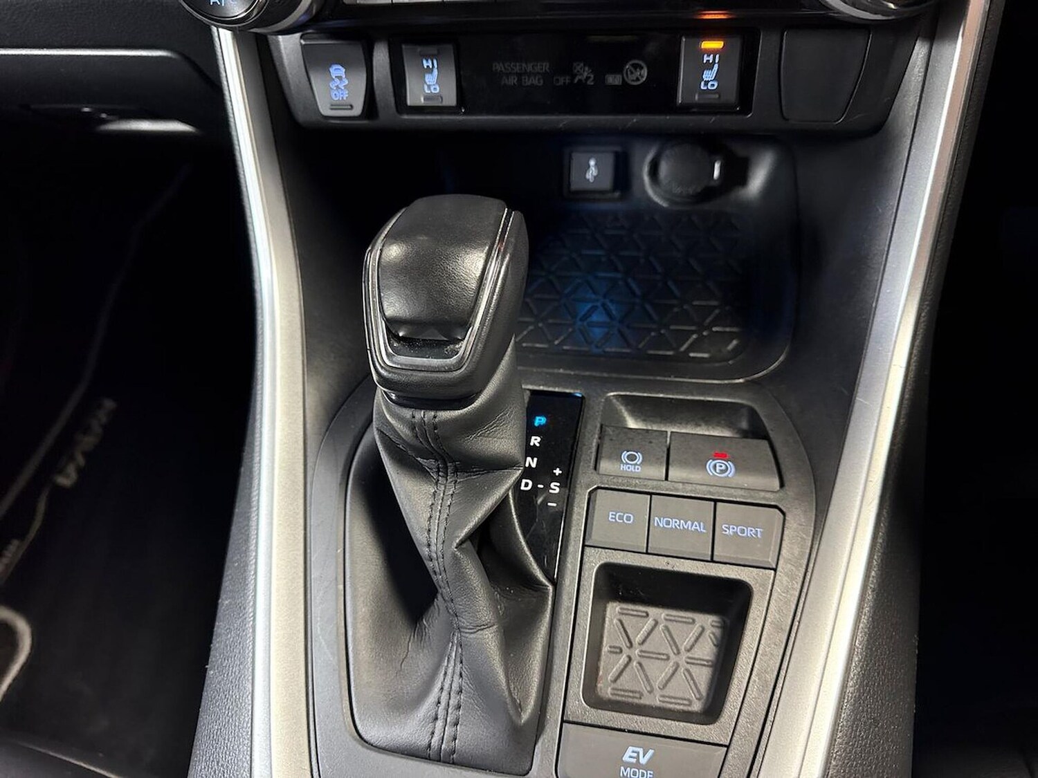 Used Toyota RAV4 2022 for sale - 77487738: Photo 12