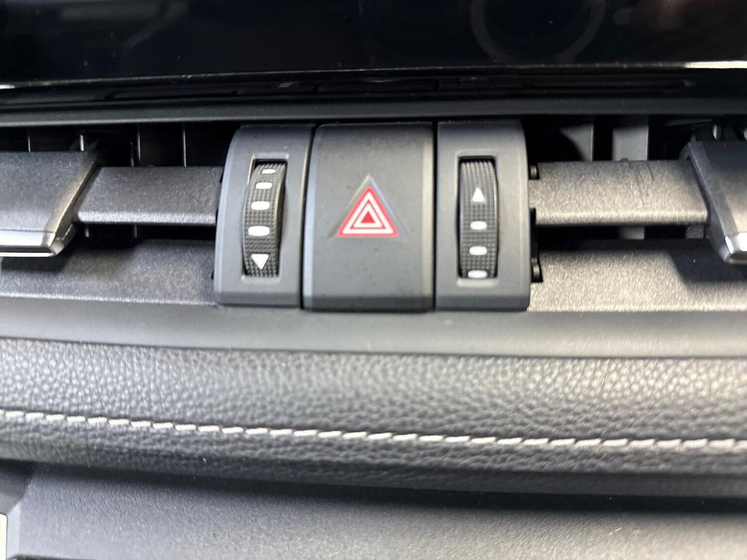 Used Toyota RAV4 2022 for sale - 77487738: Photo 22