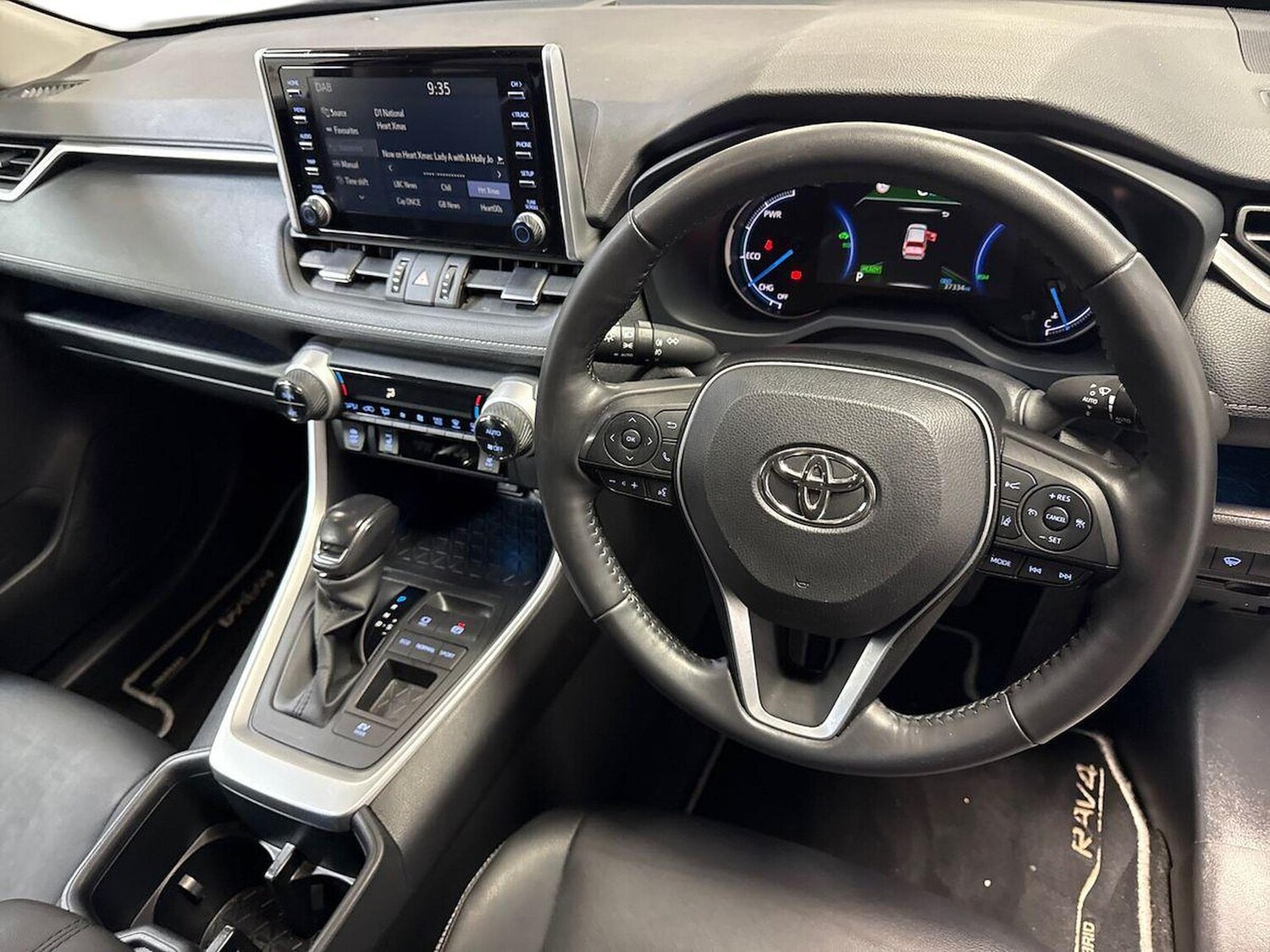 Used Toyota RAV4 2022 for sale - 77487738: Photo 9