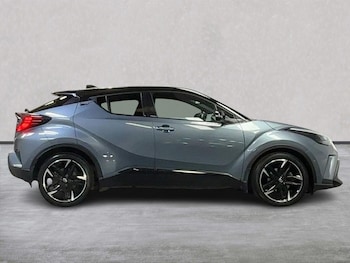 Used Toyota C-HR 2022 for sale - 75490176: Photo