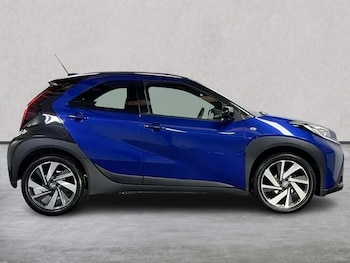 Used Toyota Aygo X 2024 for sale - 79352945: Photo