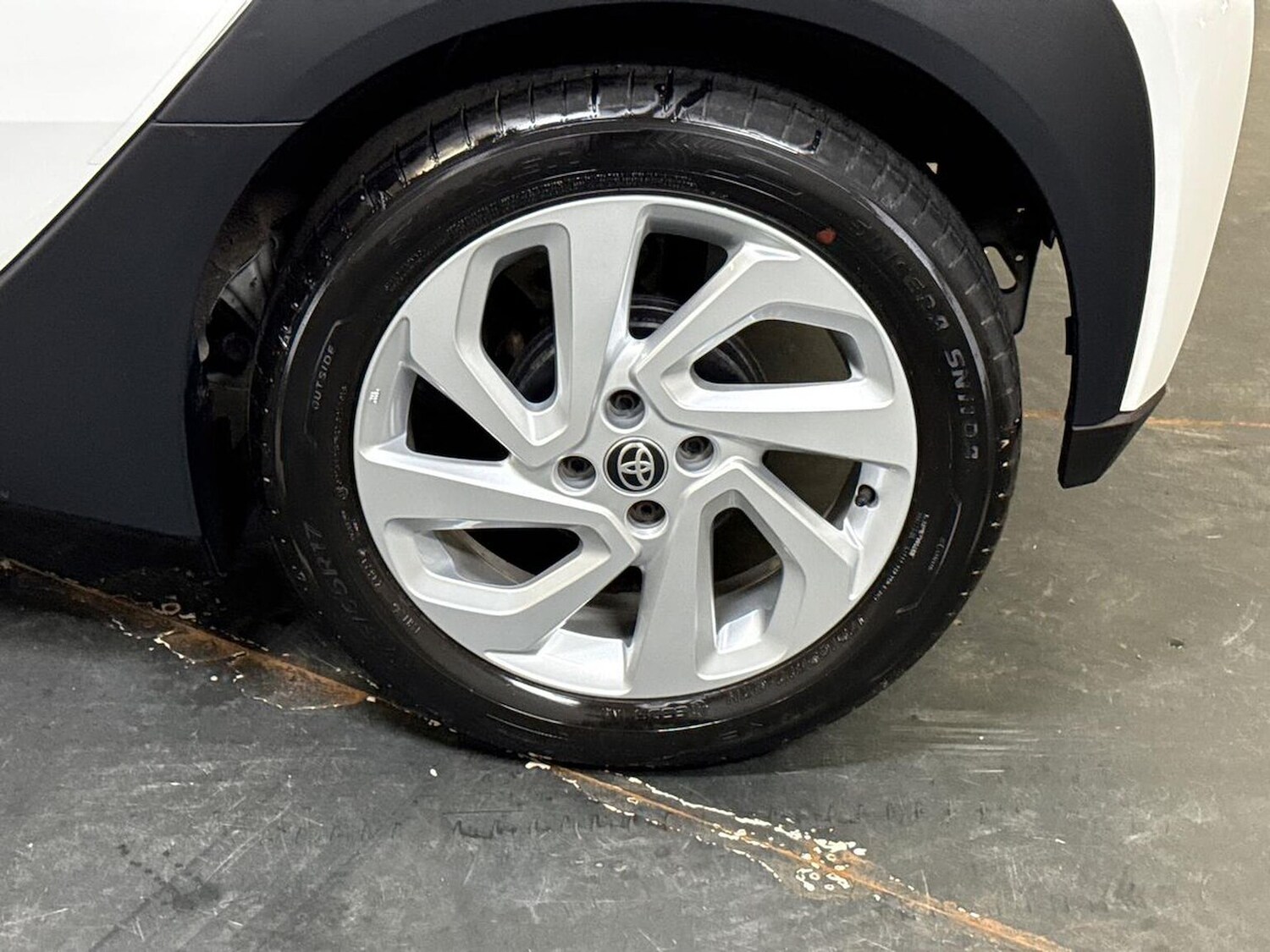 Used Toyota Aygo X 2023 for sale - 76324537: Photo 6