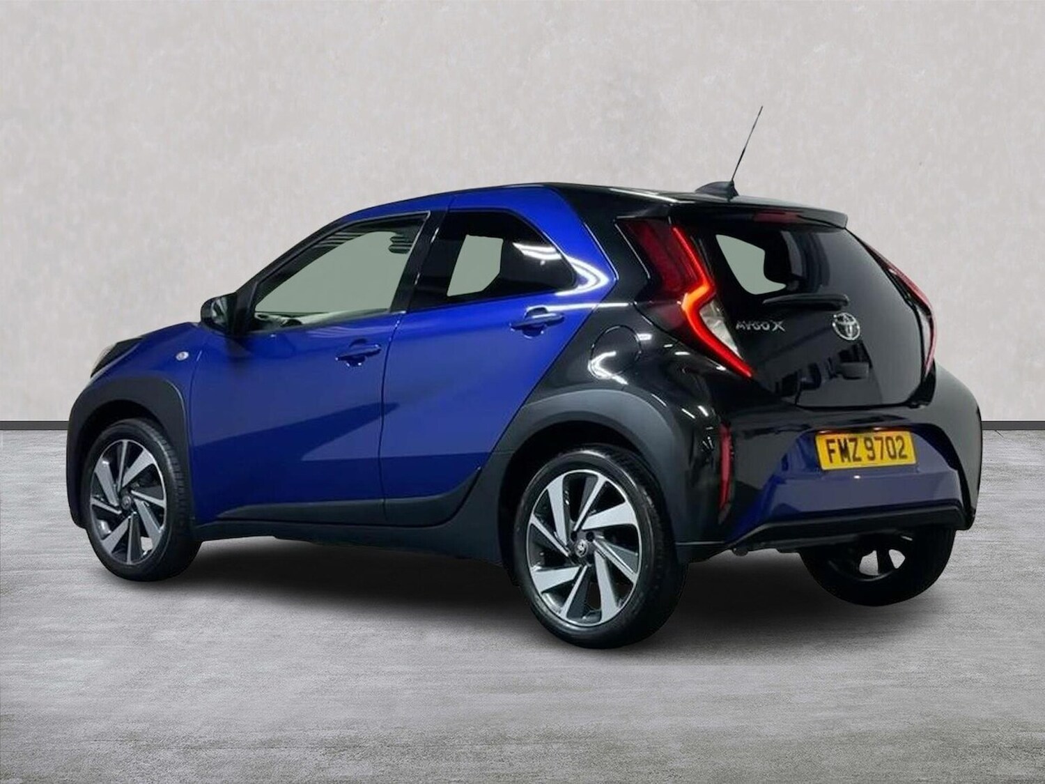 Used Toyota Aygo X 2024 for sale - 76807542: Photo 2