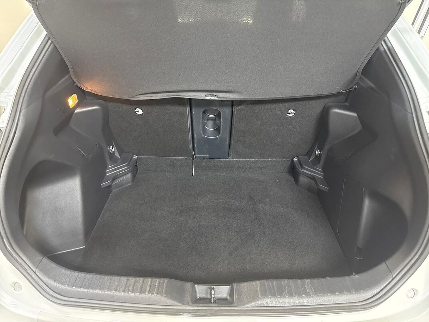 Used Toyota Yaris Cross 2023 for sale - 78194212: Photo 19