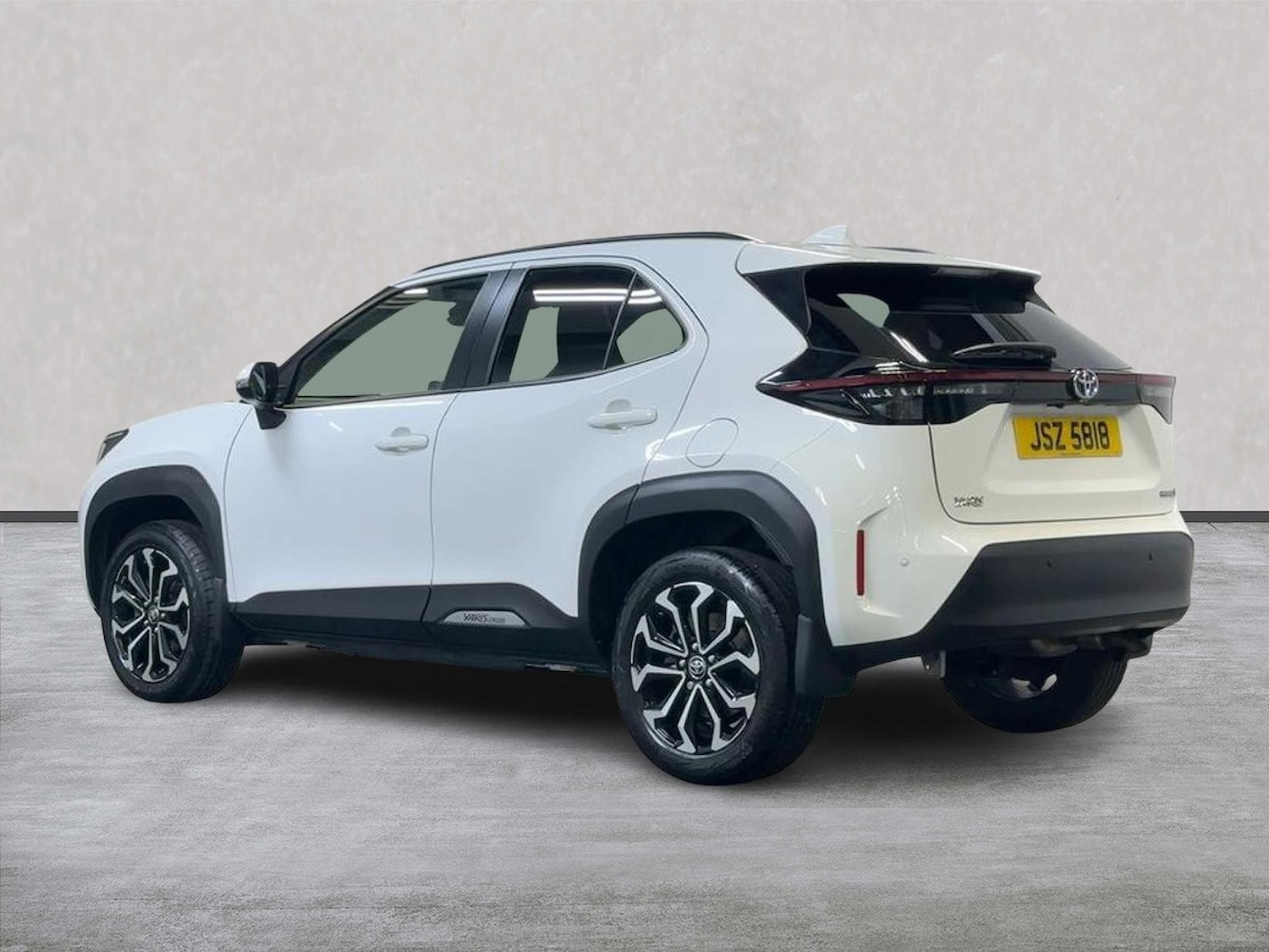 Used Toyota Yaris Cross 2023 for sale - 78194212: Photo 4