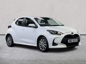 Used Toyota Yaris 2023 for sale - 78469859: Photo