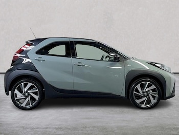 Used Toyota Aygo X 2025 for sale - 76300745: Photo 3