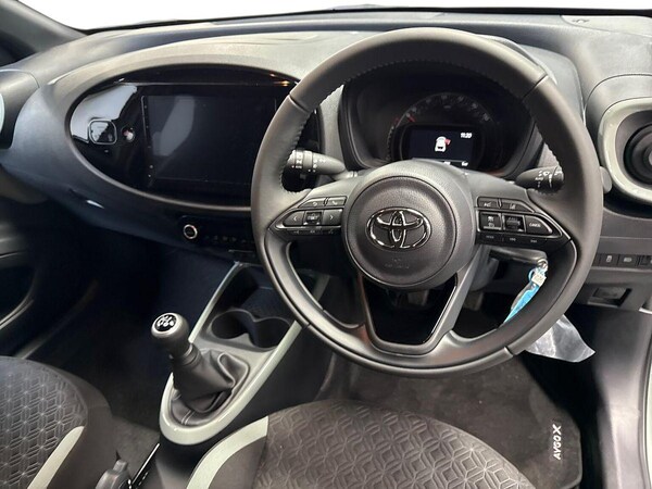 Used Toyota Aygo X 2025 for sale - 76300745: Photo 9