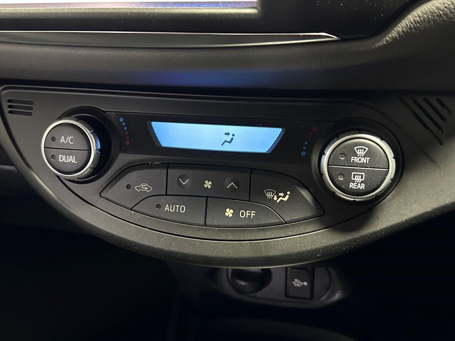 Used Toyota Yaris 2018 for sale - 77069969: Photo 23