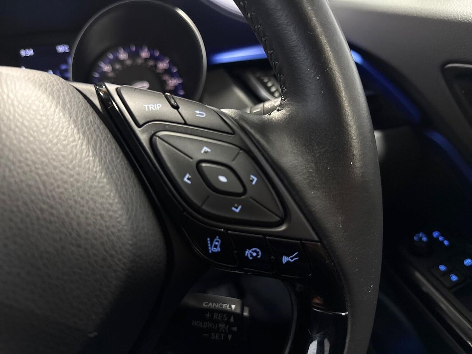 Used Toyota C-HR 2020 for sale - 76490688: Photo 25