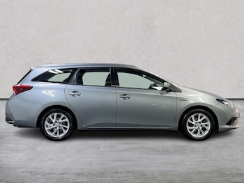 Used Toyota Auris 2017 for sale - 75987674: Photo 3