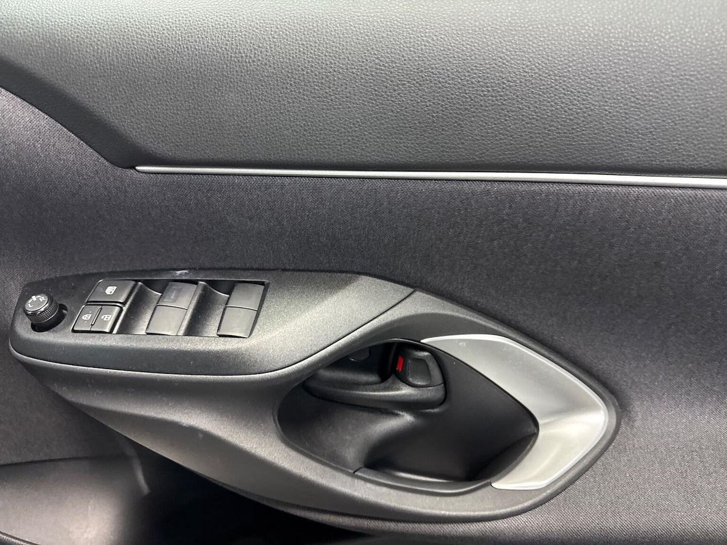 Used Toyota Yaris Cross 2023 for sale - 77735870: Photo 21