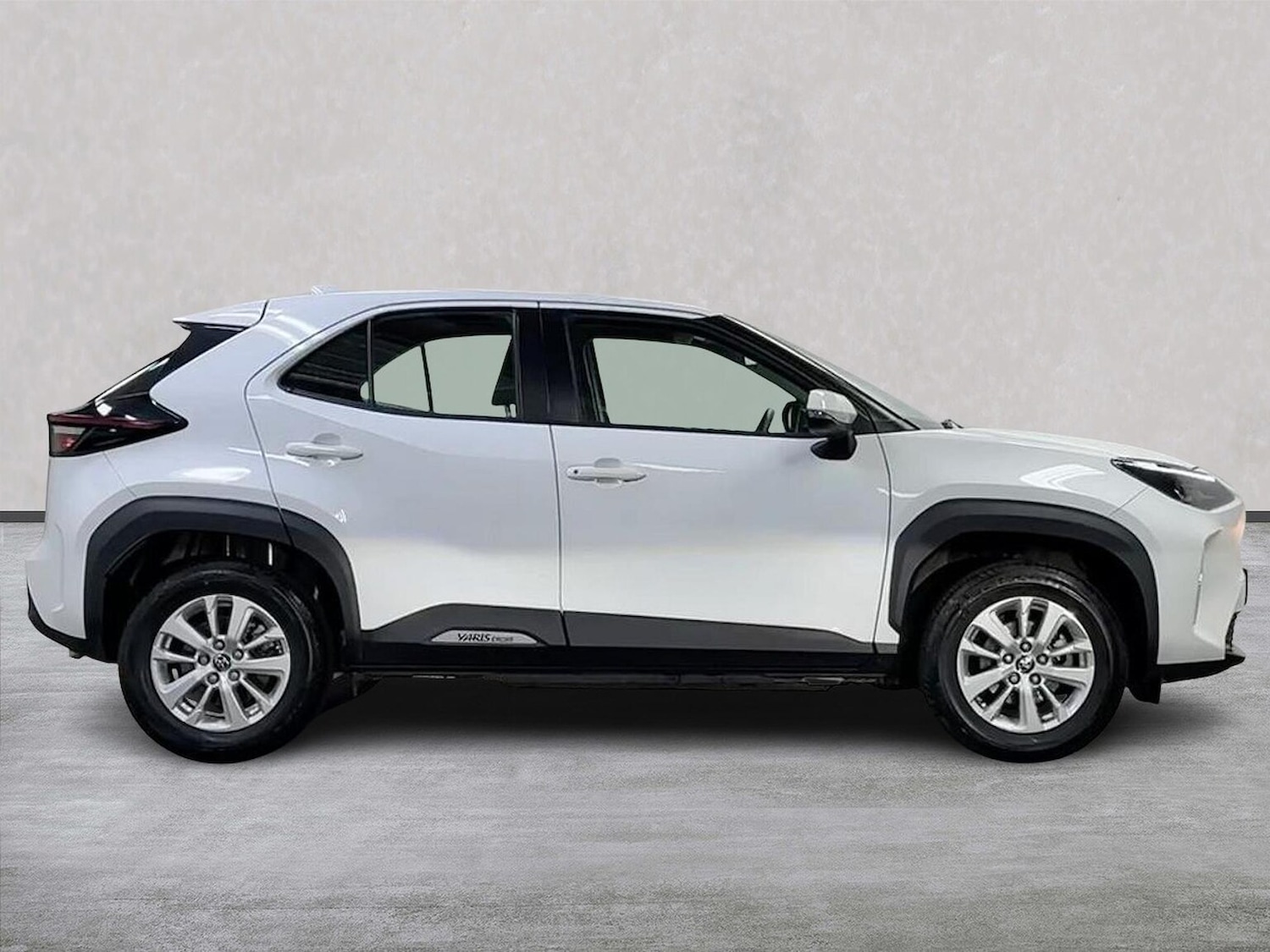 Used Toyota Yaris Cross 2023 for sale - 77735870: Photo 3